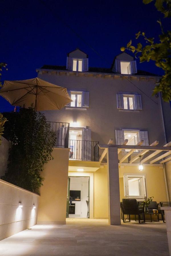 Villa Stunning Holiday House In The Old Town By Irundo Dubrovnik Exterior foto